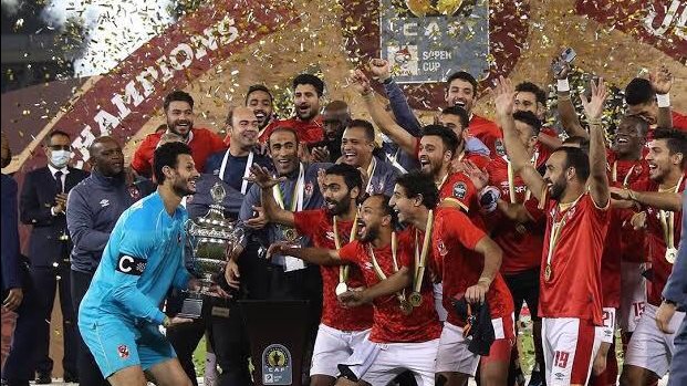 تتويج الأهلى بالسوبر الإفريقي تتويج الأهلى بالسوبر الإفريقي