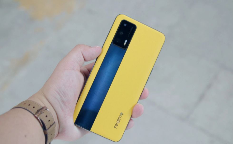 هاتف Realme GT Neo Flash