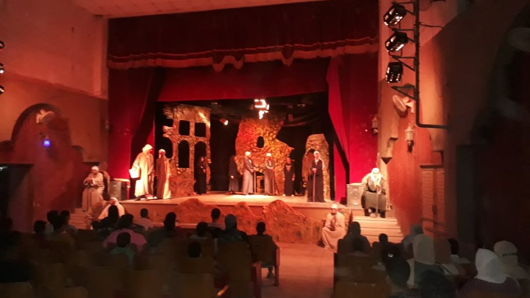 عروض مسرحية