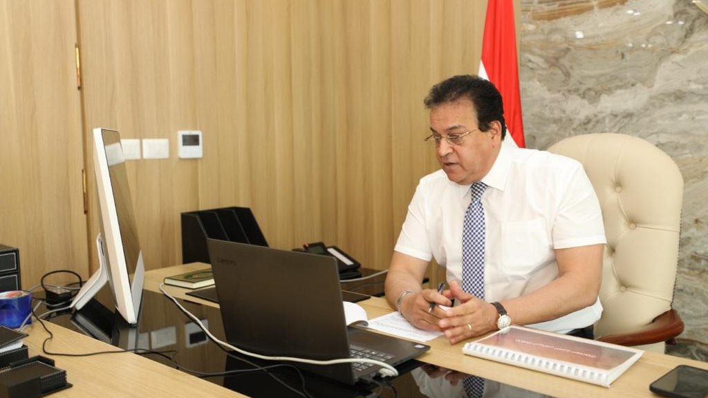 وزير التعليم العالى 