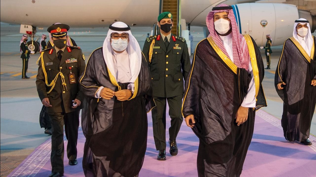 الأمير محمد بن سلمان والشيخ مشعل الأحمد الجابر الصباح