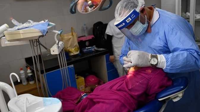 القوافل الطبية مستمره بالبحر الاحمر