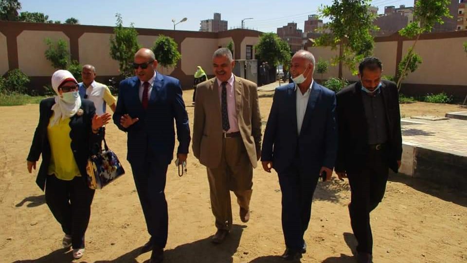 وكيل وزارة التعليم بالمنيا يتفقد المدارس 