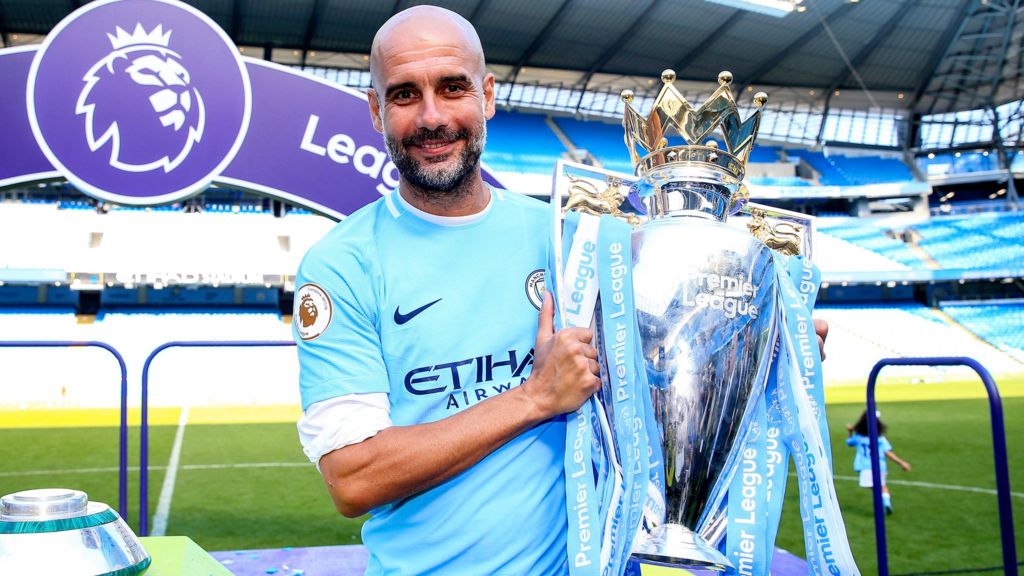 بيب جوارديولا المدير الفني لفريق مانشستر سيتي