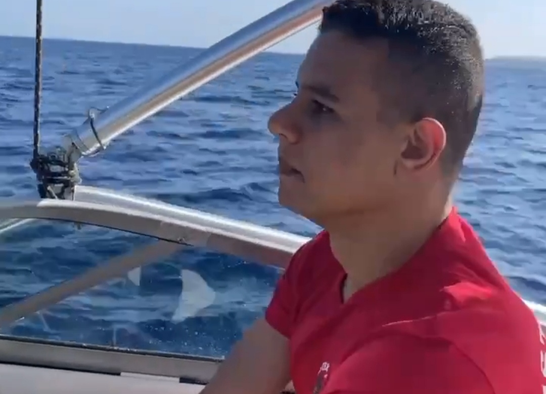 ايمن اشرف