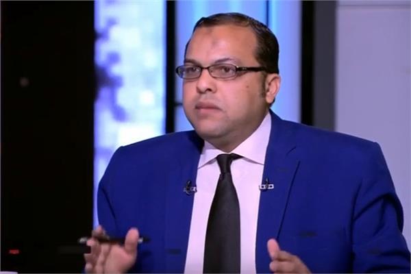 الدكتور حمدى عرفة استاذ الادارة المحلية