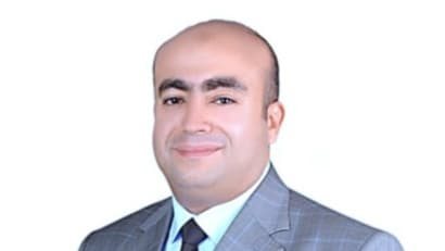 الدكتور إسلام عوض الكاتب والمحلل السياسي