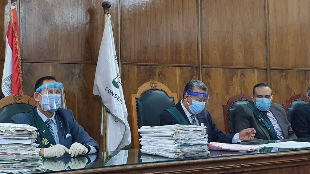 أعضاء خيئة المحكمة