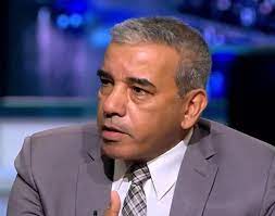 الدكتور عباس شراقى 