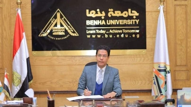 الدكتور ناصر الجيزاوى القائم باعمال رئيس جامعة بنها