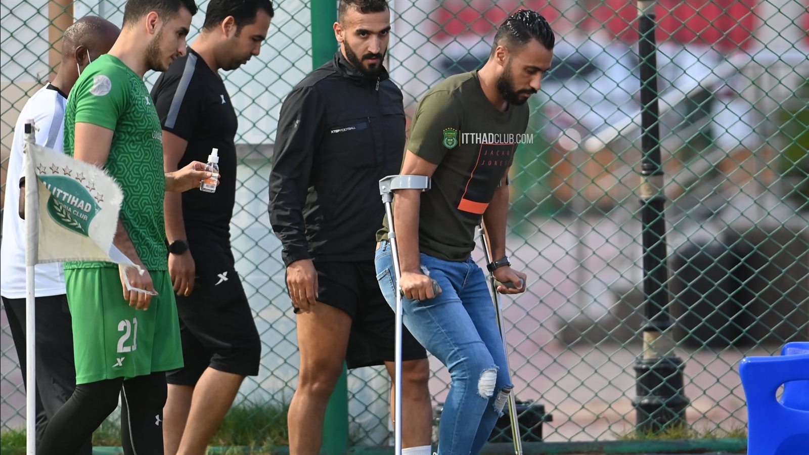 حسام عاشور