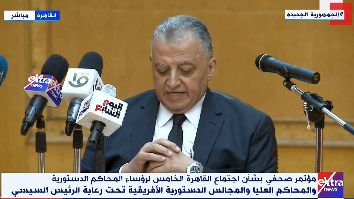 عادل عمر الشريف 