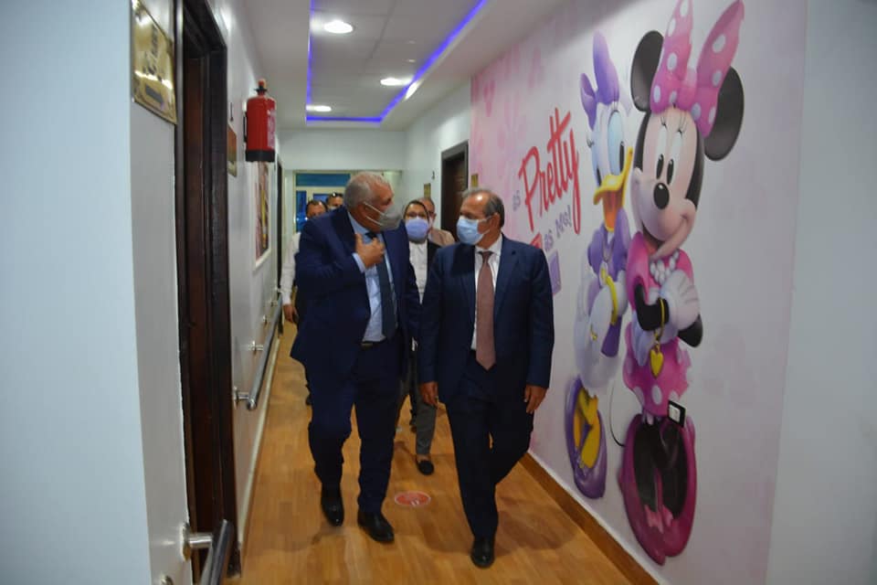 الزملوط وعكاشة يتفقدان مركز حسن حلمي لتأهيل ذوي الاحتياجات 