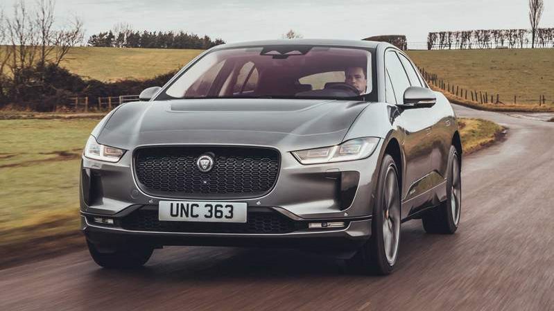 جاجوار تزيل النقاب عن I-Pace موديل 2022| صور 