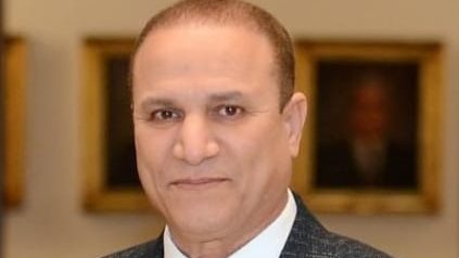 النائب زكي عباس