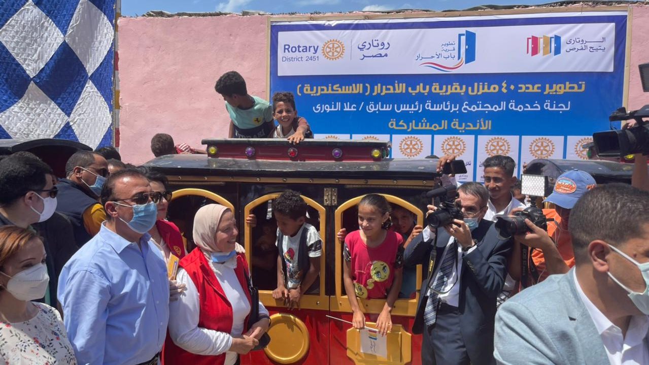 تطوير٤٠ منزلا بقرية الأحرار