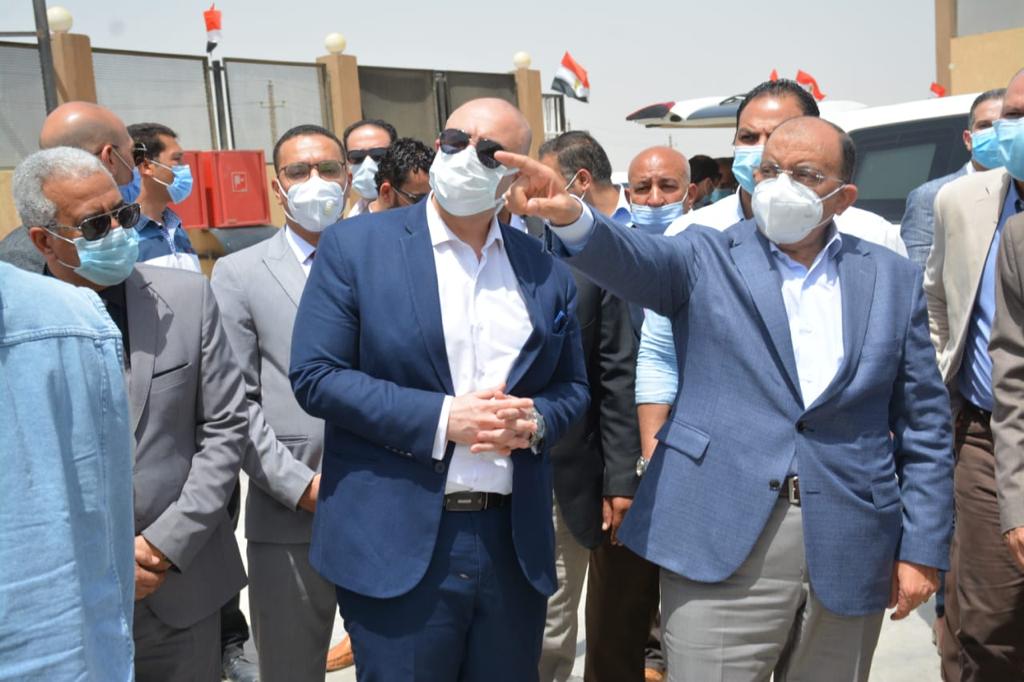 جولة وزير التنمية المحلية ببني سويف