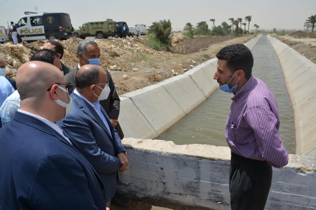 جولة وزير التنمية المحلية ببني سويف