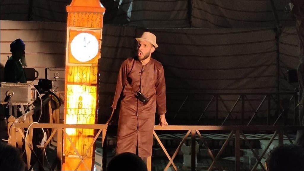 عرض ساحر الصحراء