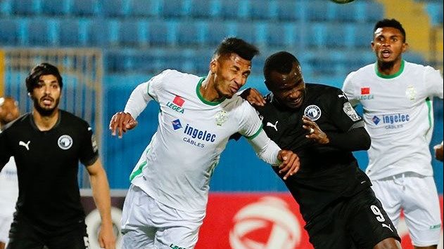 لقاء  سابق بين بيراميدز والرجاء