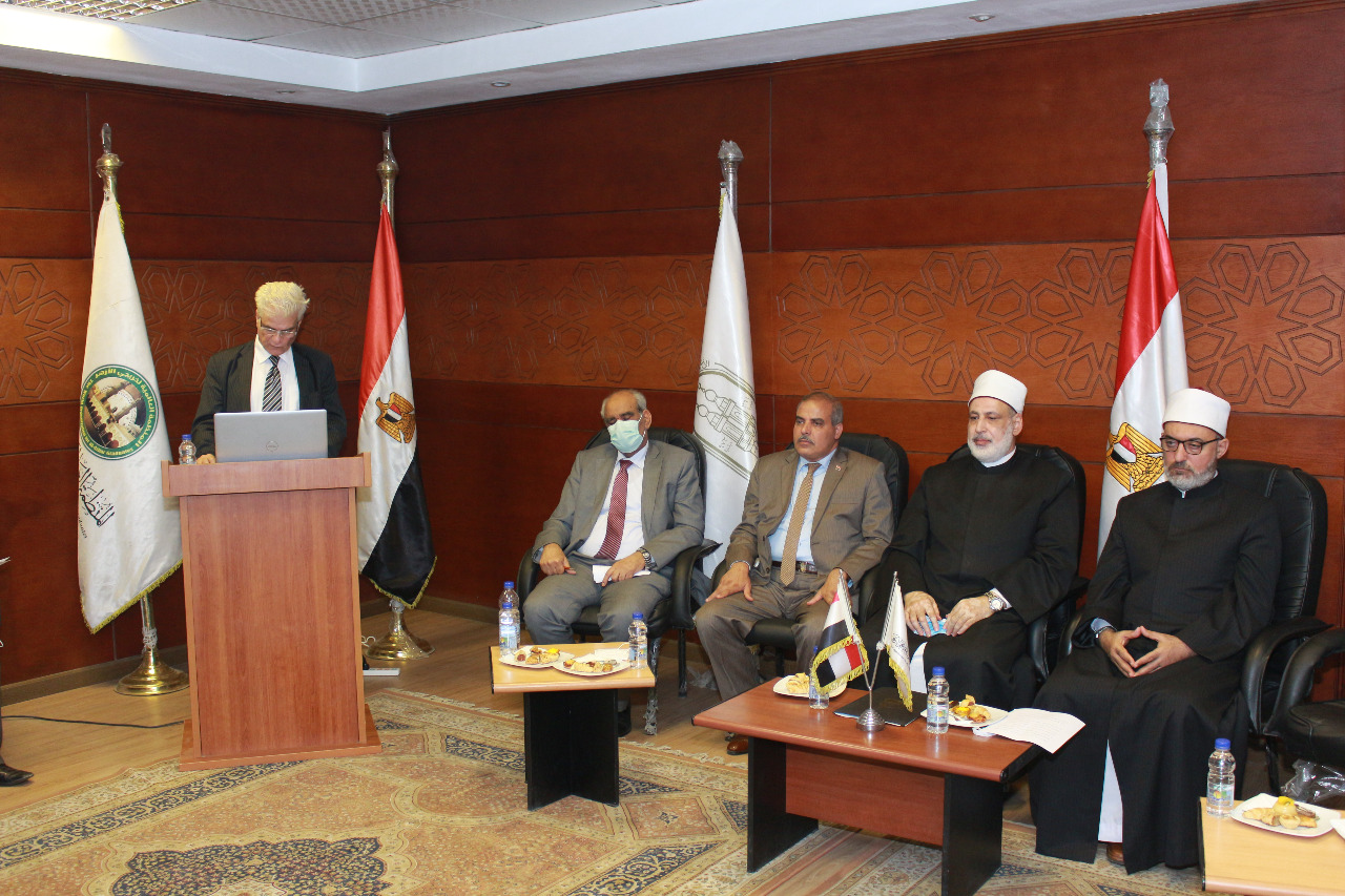 قيادات الأزهر خلال الملتقى