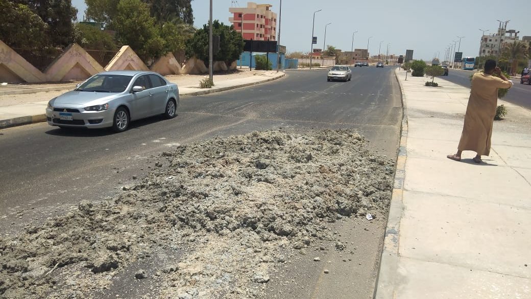  طين طفلي على الشارع