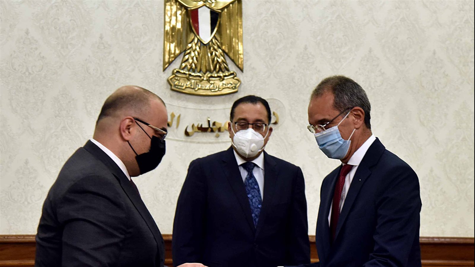 مدبولي ووزير الاتصالات العراقي 