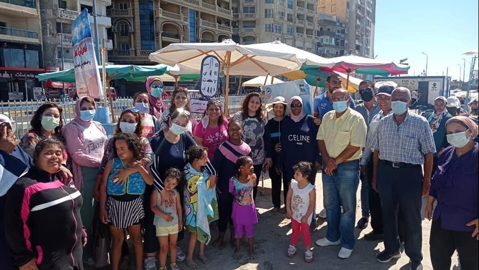 شاطئ المندرة بستقبل ٠ طفل من ذوى القدرات الذهنية الخاصة 