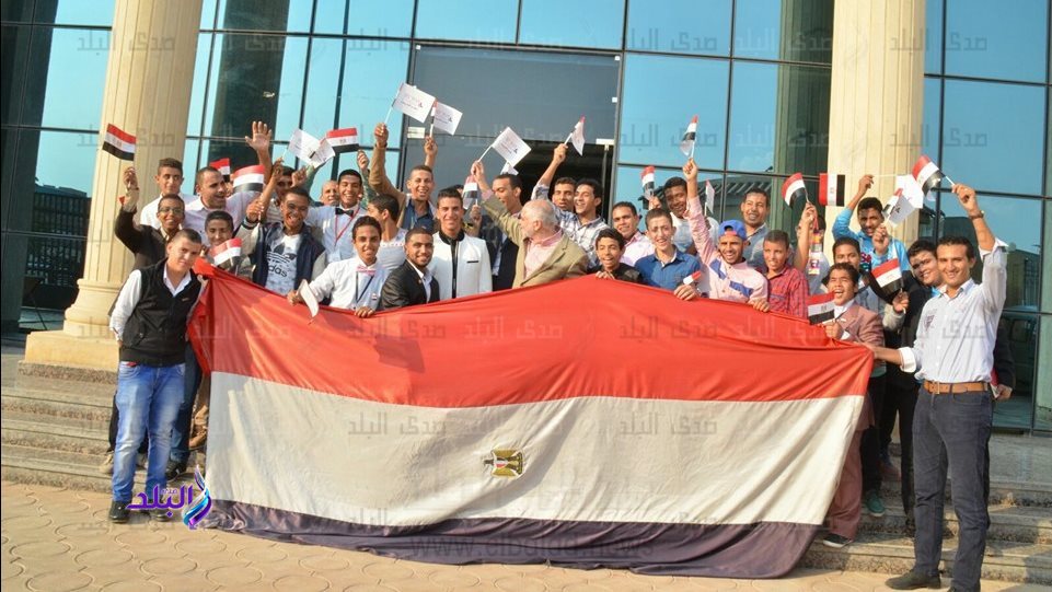 طلاب مدرسة ماي واي 