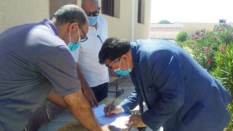 عقل يتفقد امتحانات الدبلومات 