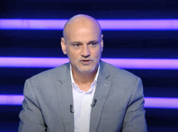 الكاتب الصحفى خالد ميرى