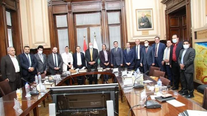 وزير الزراعة يهنئ تنسيقية شباب الأحزاب والسياسيين