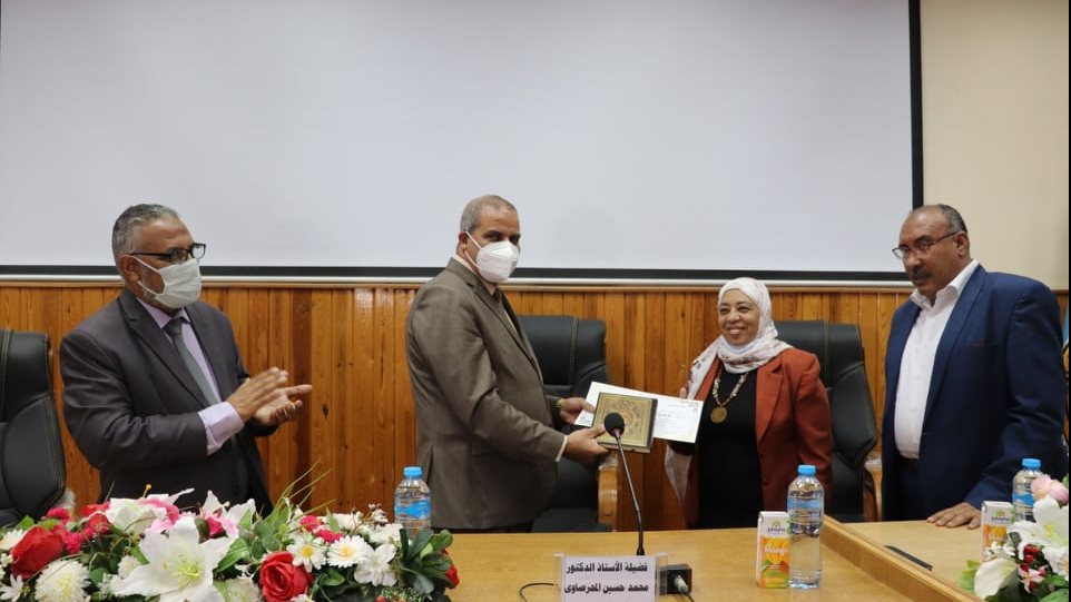 جامعة الأزهر تكرِّم أبناءَها في«يوم الوفاء»   