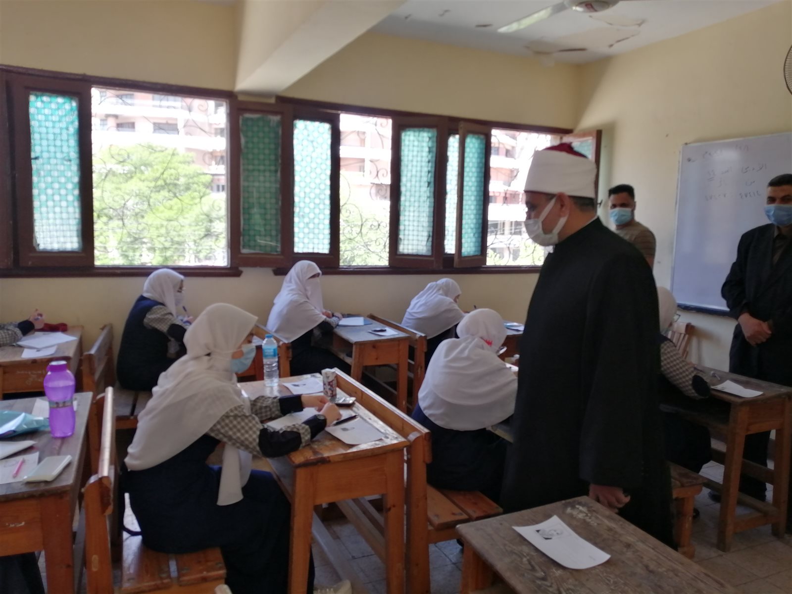 امتحانات الثانوية الأزهرية 