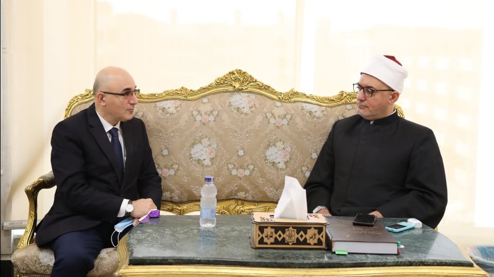 أمين "البحوث الإسلامية" يلتقي سفير أوزباكستان
