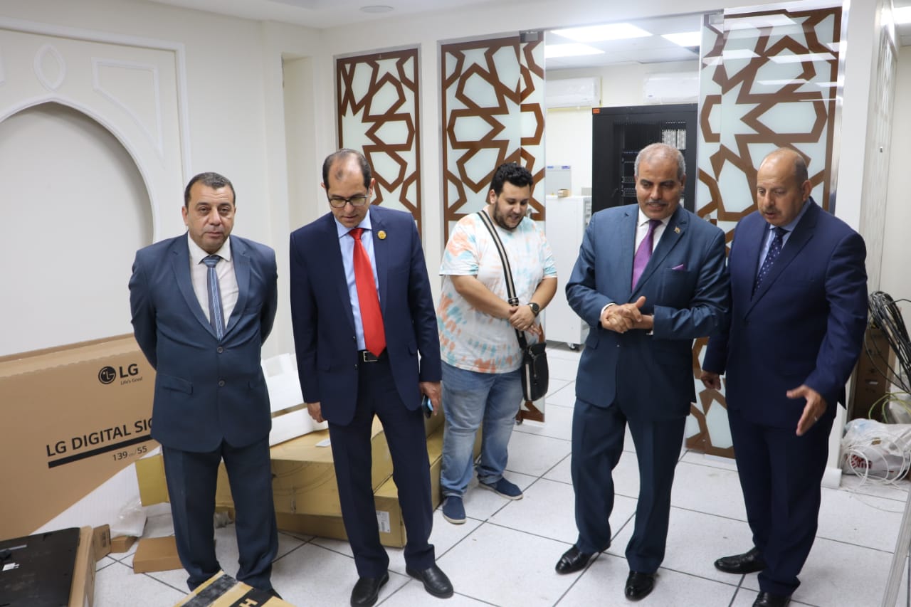 رئيس دينية الشيوخ يتفقد وحدات التحول الرقمي