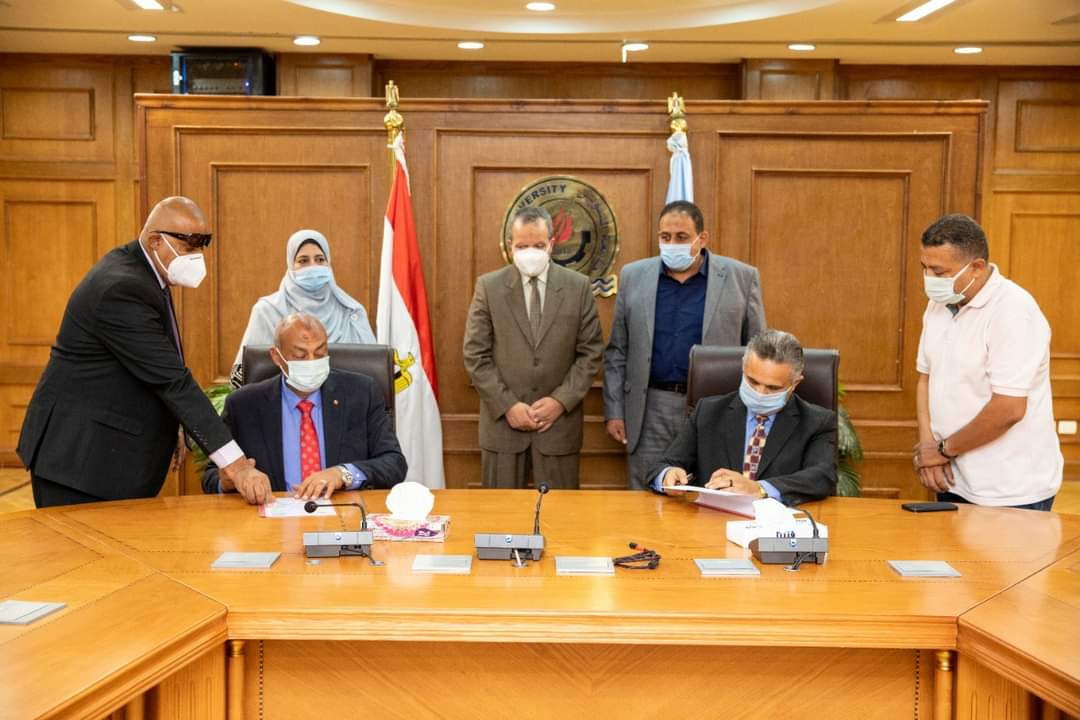 جامعة السويس