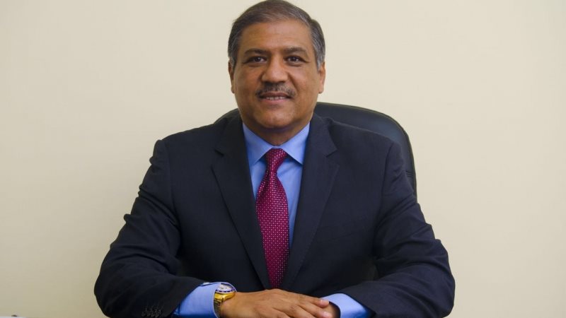 عفت السادات عضو مجلس الشيوخ