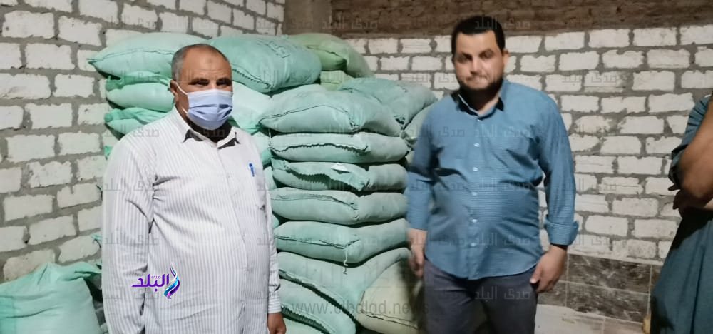 ضبط 3.5 طن دقيق في سوهاج 