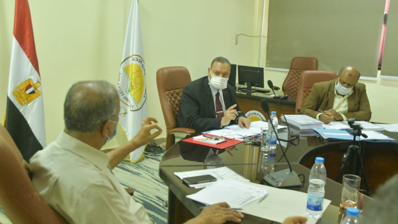 جانب من الاجتماع 