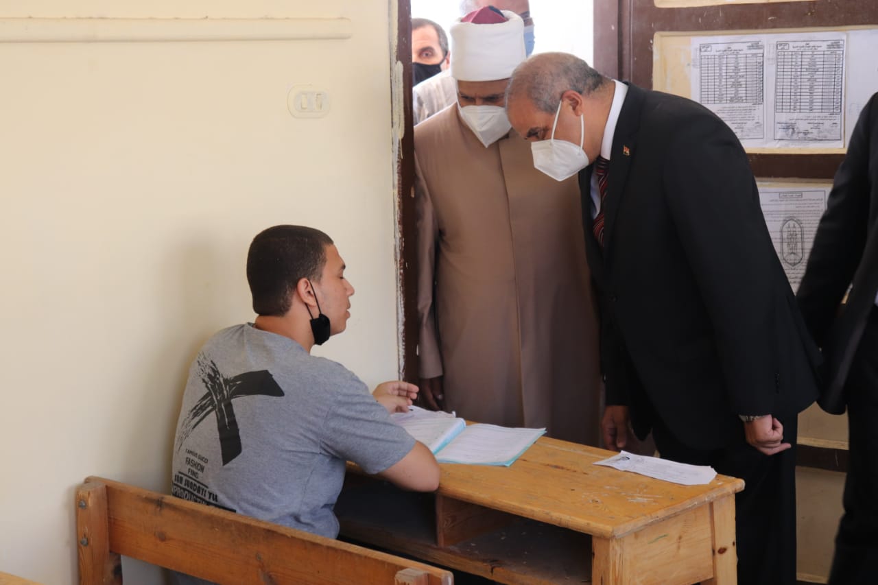 امتحانات الثانوية الأزهرية 