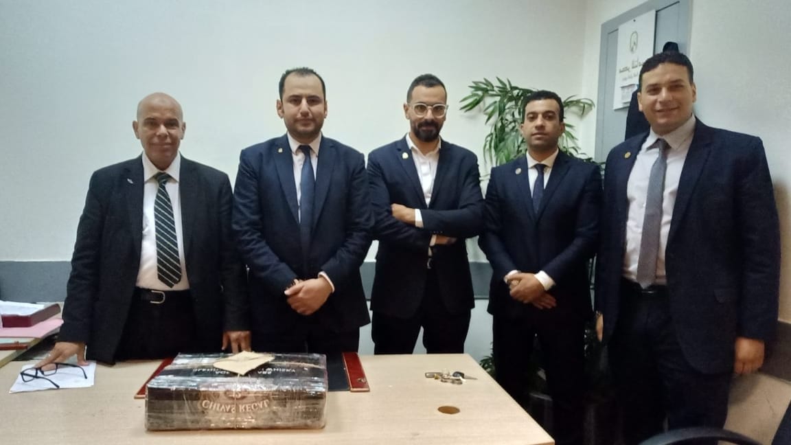 جمارك مطار القاهرة