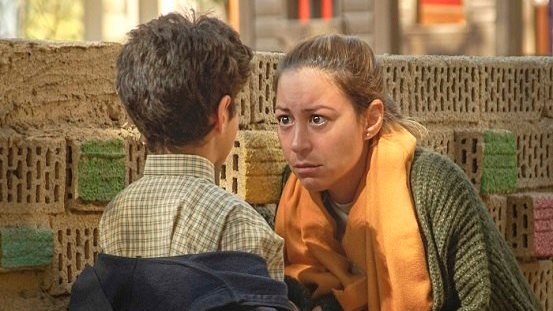 منة شلبى فى مشهد من مسلسل لية لا 2
