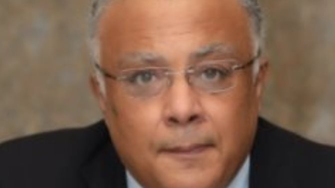 السفير د. أحمد إيهاب جمال الدين