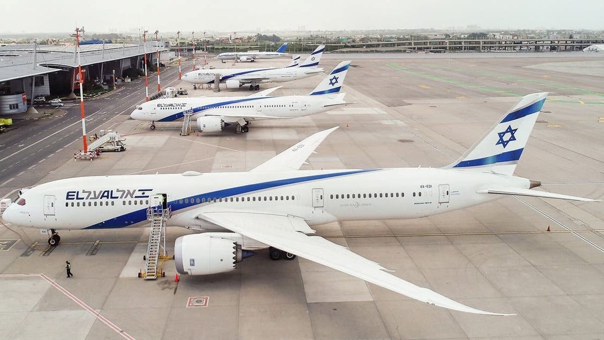 "العال" تبدأ بتسيير رحلات جوية مباشرة بين إسرائيل والمغرب "العال" تبدأ بتسيير رحلات جوية مباشرة بين إسرائيل والمغرب
