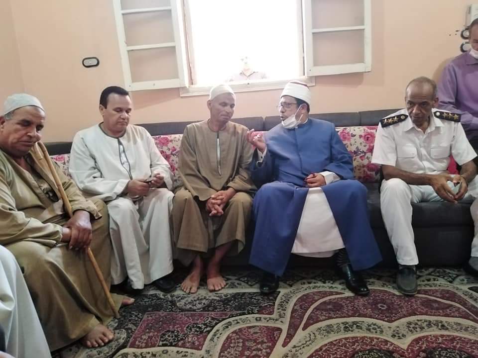 تقديم واجب العزاء 