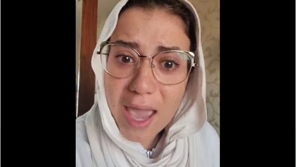 دينا هشام، صاحبة الأزمة المعروفة بـ "فتاة البوركيني"