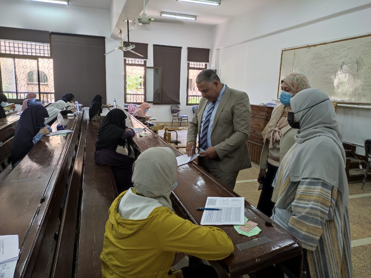 امتحانات بنات الأزهر 