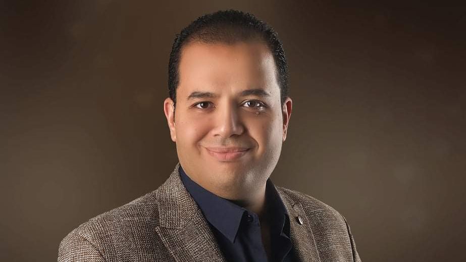 الكاتب كريم الخولي