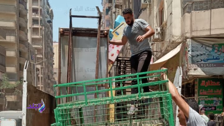 رفع إشغالات المقاهي والمحال
